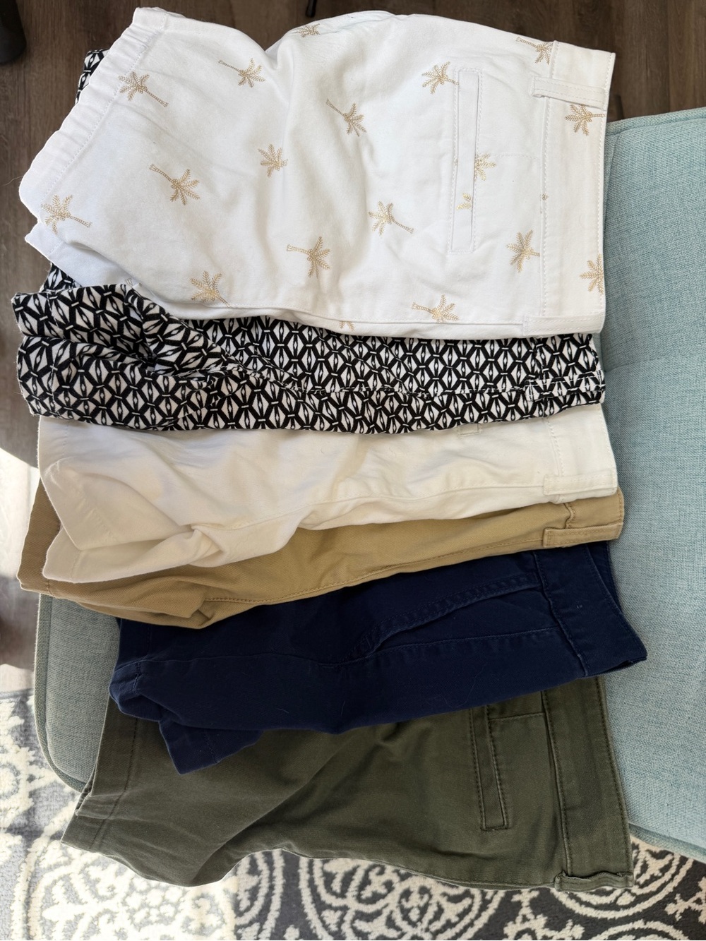a.n.a womens Mixed Pack Shorts in White, Navy, Tan, Olive & Black Print